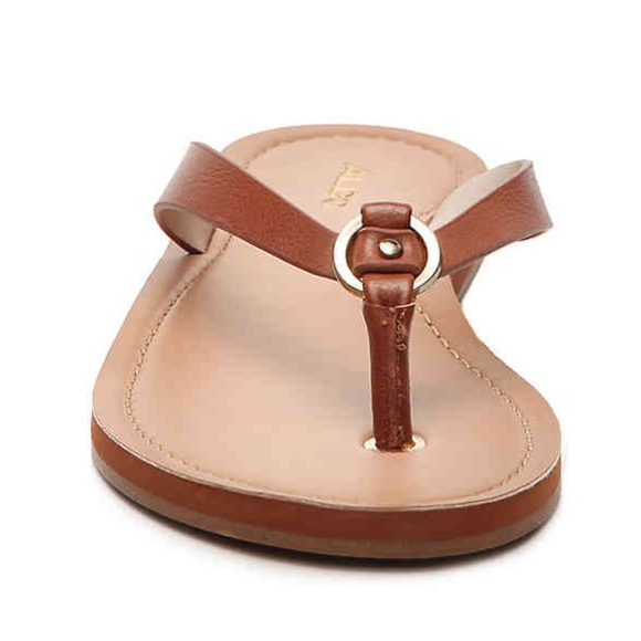 aldo flat slippers